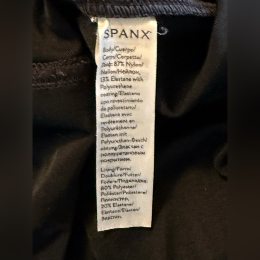 Spanx Ready to Wow Black Faux Leather Leggings Size Small - Picture 8 of 9